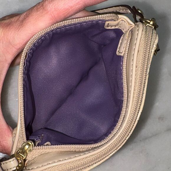 Coach Wristlet Bag Purse Wallet Tan Signature Wristlet Pouch - Picture 12 of 14